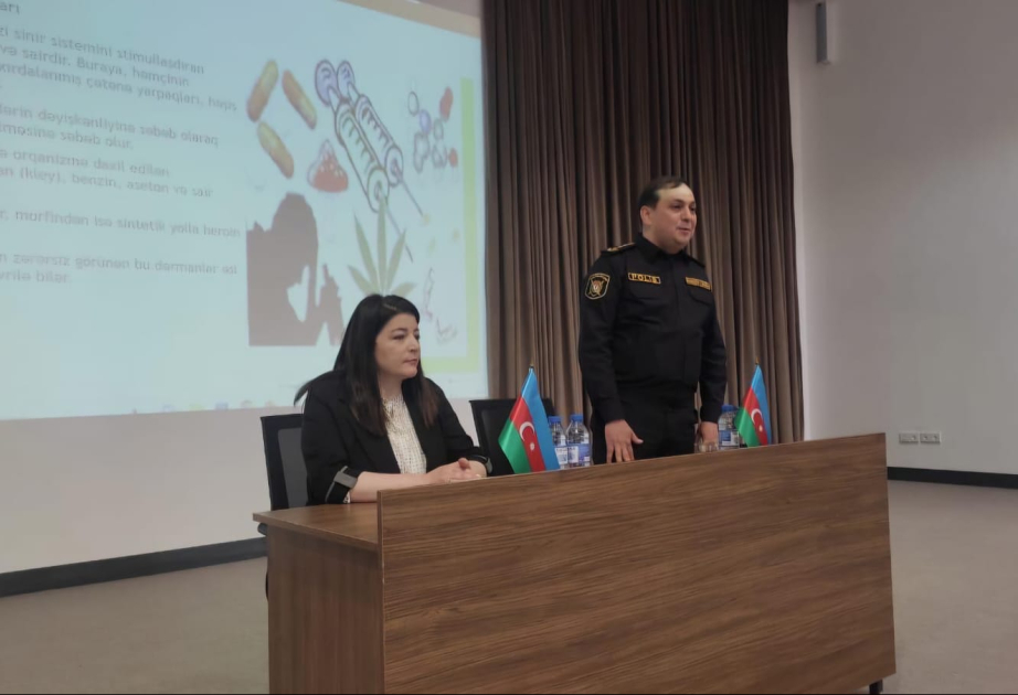 Polis Cəbrayılda şagirdlərlə maarifləndirmə tədbiri keçirib