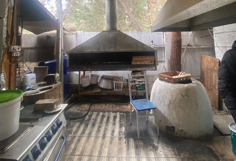 Paytaxtda "Fish home" restoranında ciddi nöqsanlar aşkarlanıb