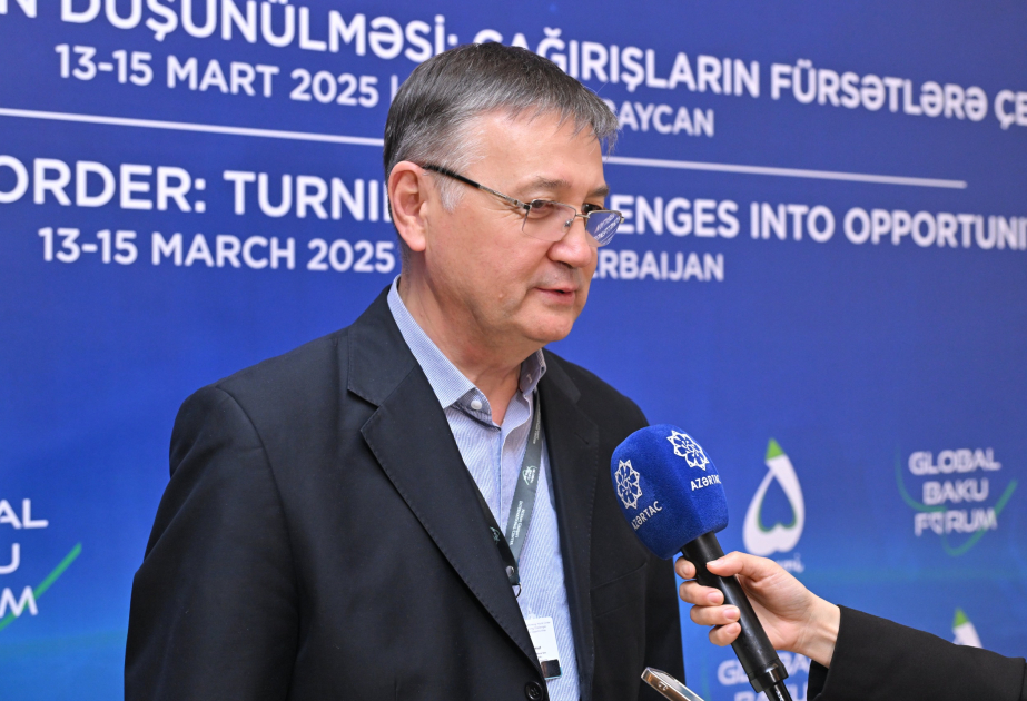 Rumıniyalı professor: Qlobal Bakı Forumu hər il daha yaradıcı və effektiv həllər tapmağa yönəlir