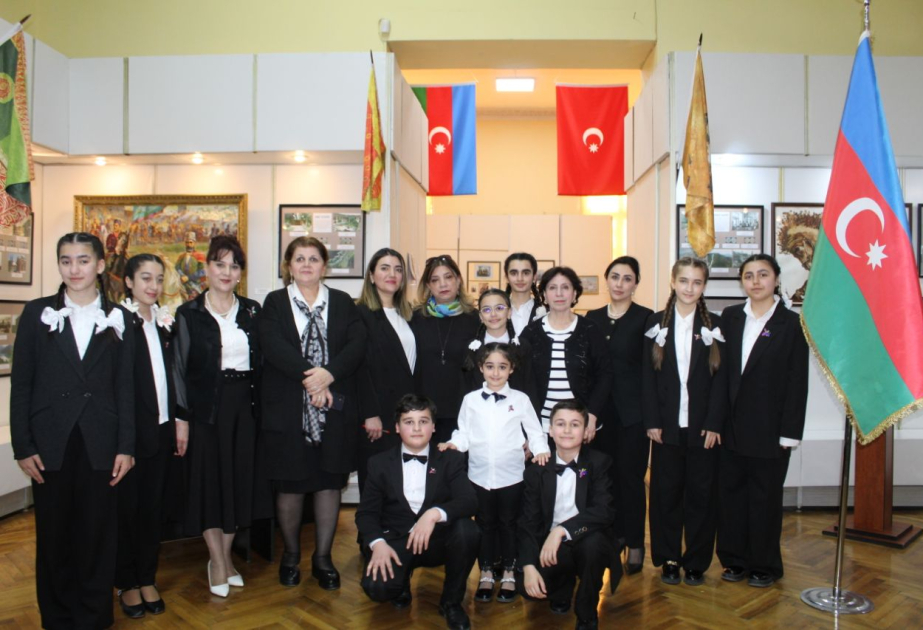 “Konstitusiya və Suverenlik İli” çərçivəsində keçirilən bədii qiraət müsabiqəsinin qalibləri təltif ediliblər