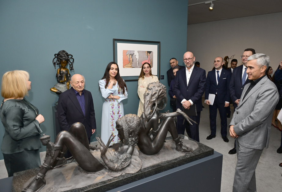 “The Mystery of the Rose” exhibition by sculptor Andrey Ostashov opens at Heydar Aliyev Center
