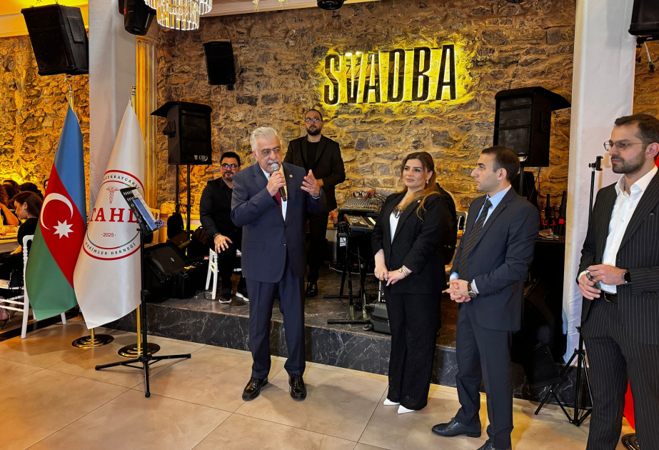 İstanbulda fəaliyyətə başlayan “Bütün Azərbaycanlı Həkimlər Dərnəyi”nin ilk toplantısı keçirilib