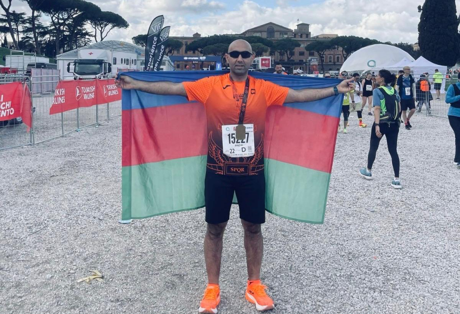 Azərbaycanlı jurnalist Roma Marafonunu uğurla başa vurub