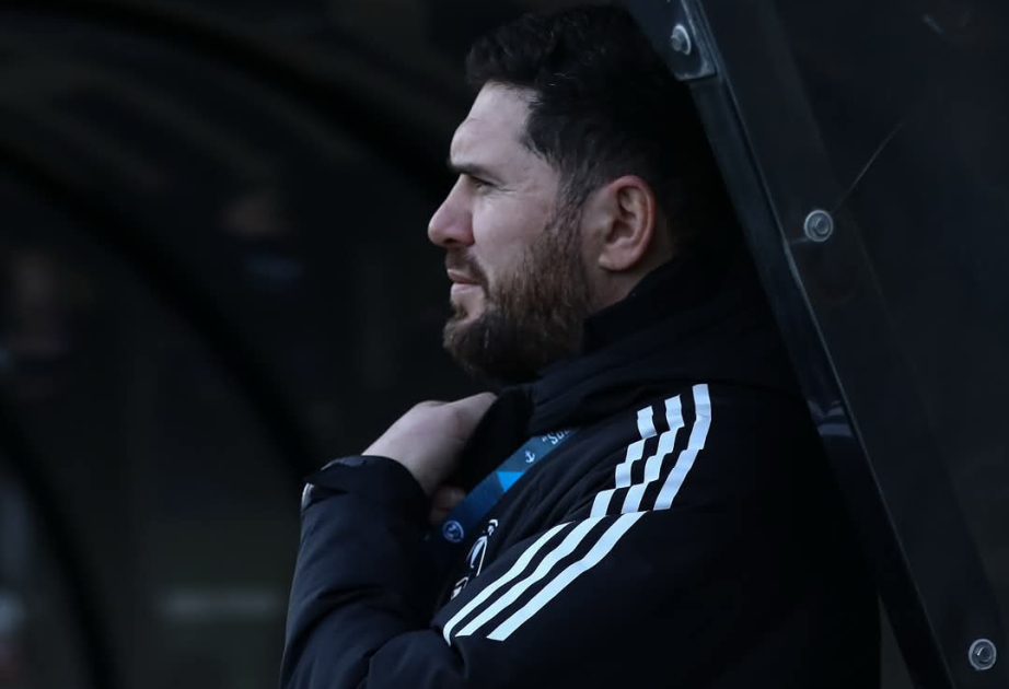 صبائل باكو يفسخ العقد مع المدير الفني