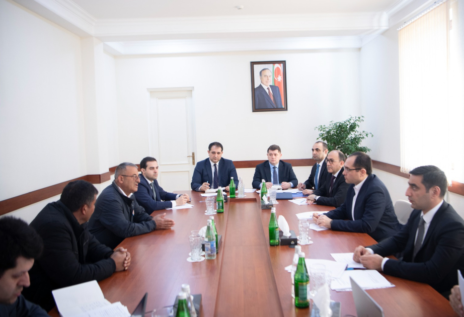 Kənd təsərrüfatı naziri Masallıda vətəndaşların müraciətlərini dinləyib, fermerlərlə görüşüb