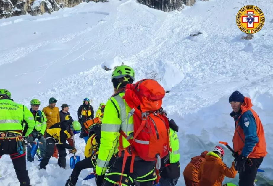 Skier hit by avalanche in Trentino dead