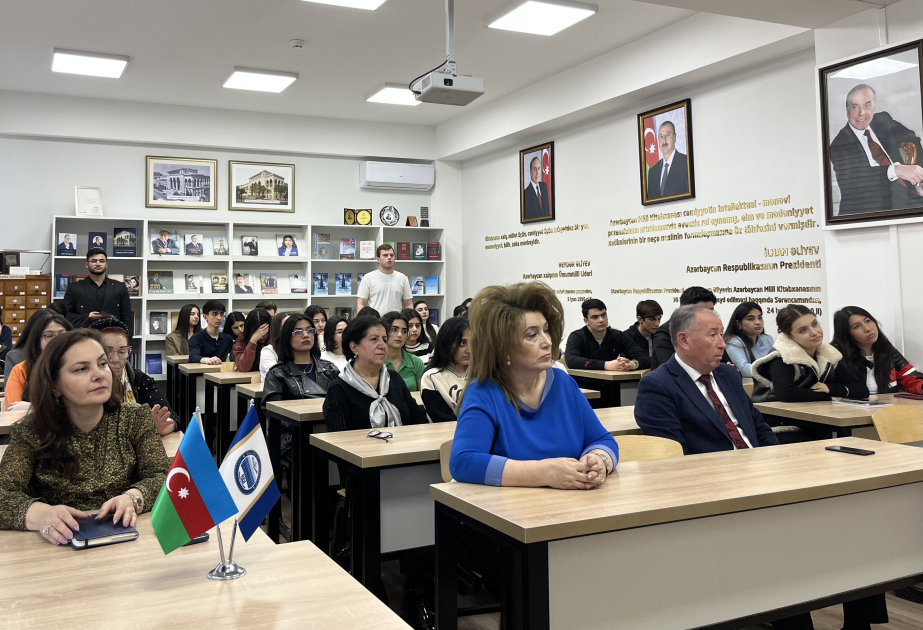 Elmi seminarda müstəqillik illərində Azərbaycanda kitabxana-informasiya fəaliyyəti müzakirə olunub