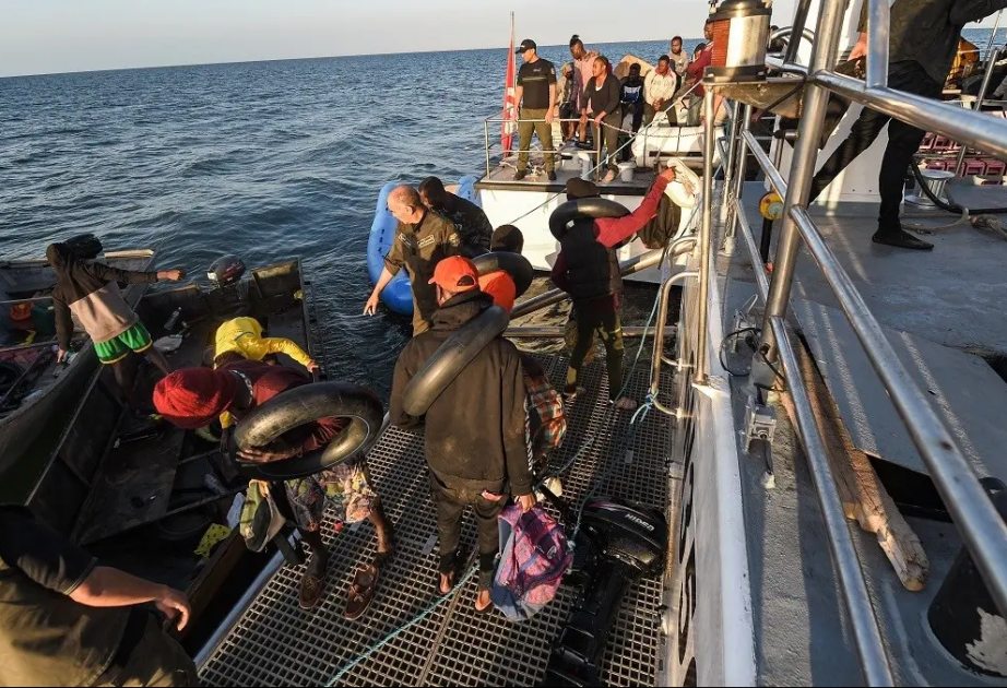 Tunisia rescues over 600 undocumented migrants from sinking boats