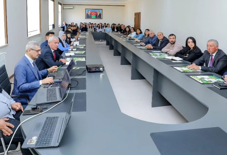 Naxçıvan Muxtar Respublikasında aqrar sığorta eksperti olmaq istəyən namizədlərə təlimlər keçirilib
