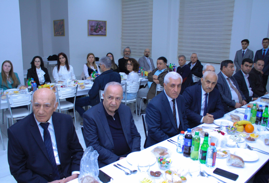 ADAU-da iftar süfrəsi açılıb