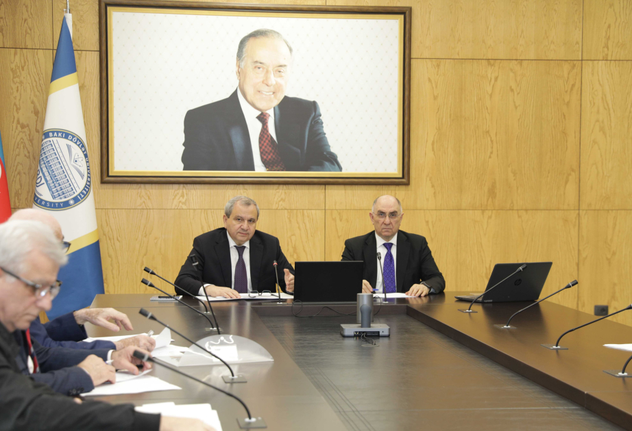 Yeni ali təhsil proqramları ilə əlaqədar Təbiət ixtisasları üzrə işçi qrupunun BDU-da növbəti iclası olub