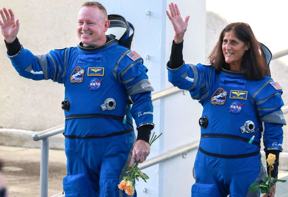 NASA-nın 9 ay kosmosda qalan 2 astronavtı yerə qayıdıb