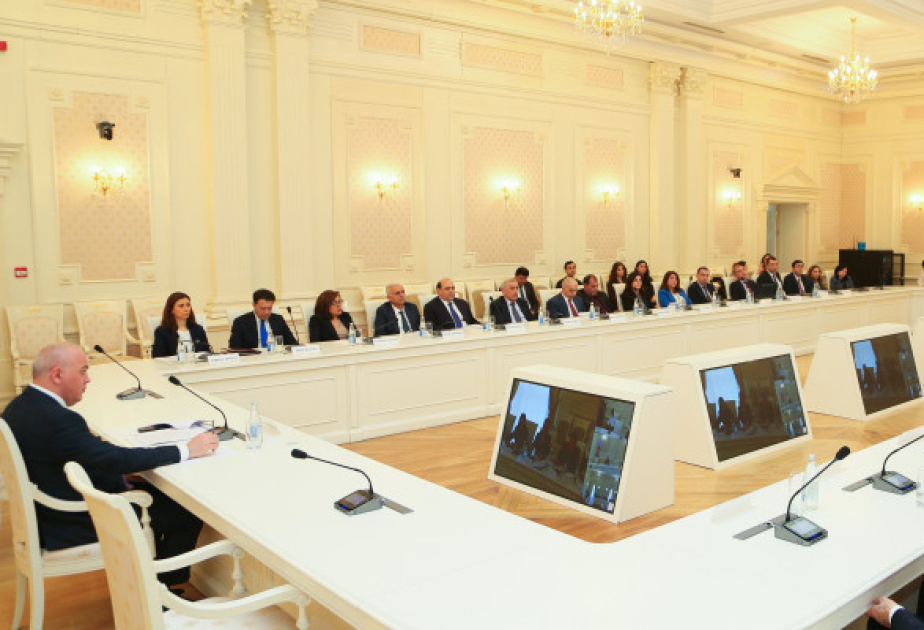Ali Məhkəmədə inzibati müqavilə ilə bağlı məsələlər müzakirə olunub