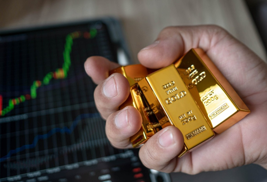 Gold price hits all-time high, reaching $3,050 per troy ounce