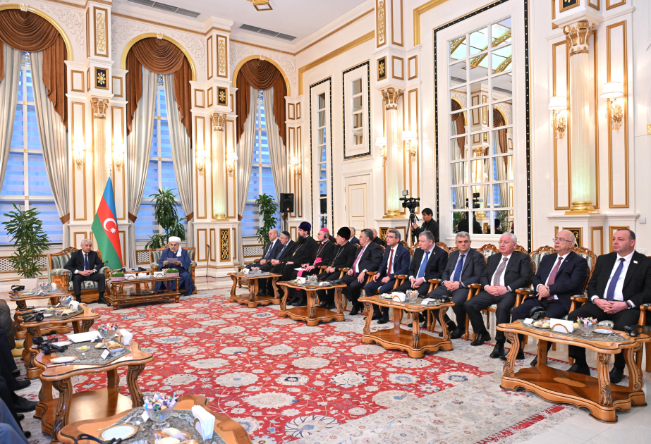 Sheikhulislam Allahshukur Pashazade hosts Iftar ceremony on occasion of holy month of Ramadan