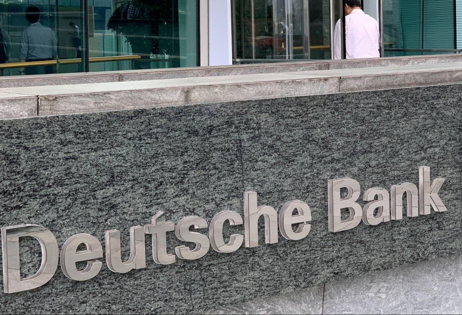 “Deutsche Bank” 2 min iş yerini ixtisar edəcək