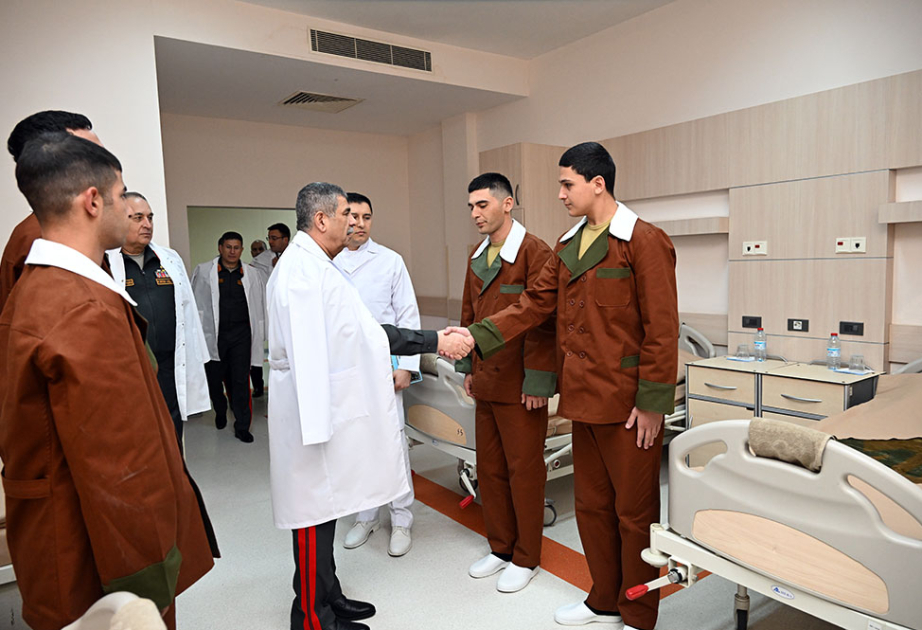 Azerbaijan Defense Ministry’s leadership visits Main Clinical Hospital VIDEO