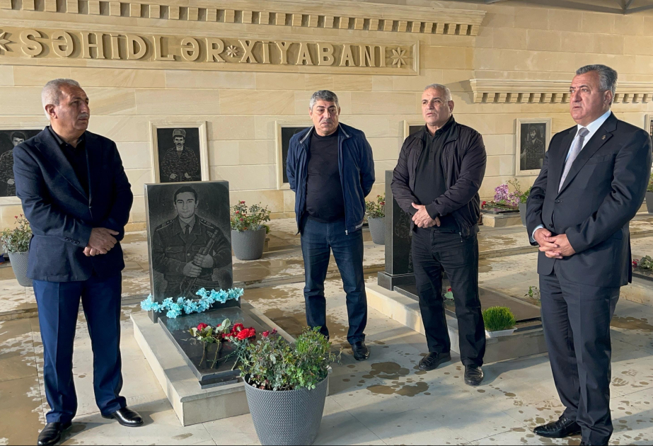 Novruz bayramı günündə Abşeron rayonunda şəhidlərimizin məzarları və ailələri ziyarət edilib