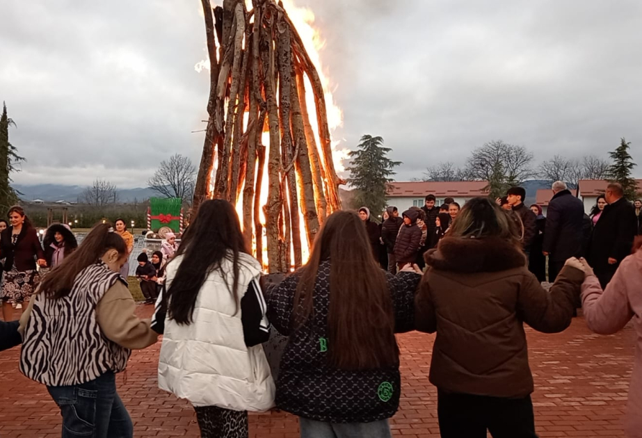 En Joyalí se celebró un concierto dedicado a la festividad de Novruz