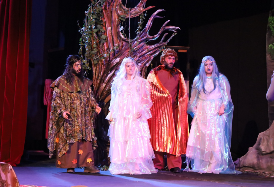 Qazax teatrı Novruz bayramına həsr olunan tamaşa təqdim edib