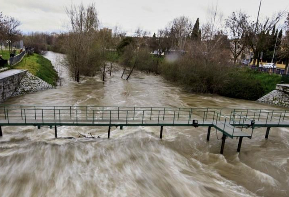 La moitié de l’Espagne en alerte intempéries