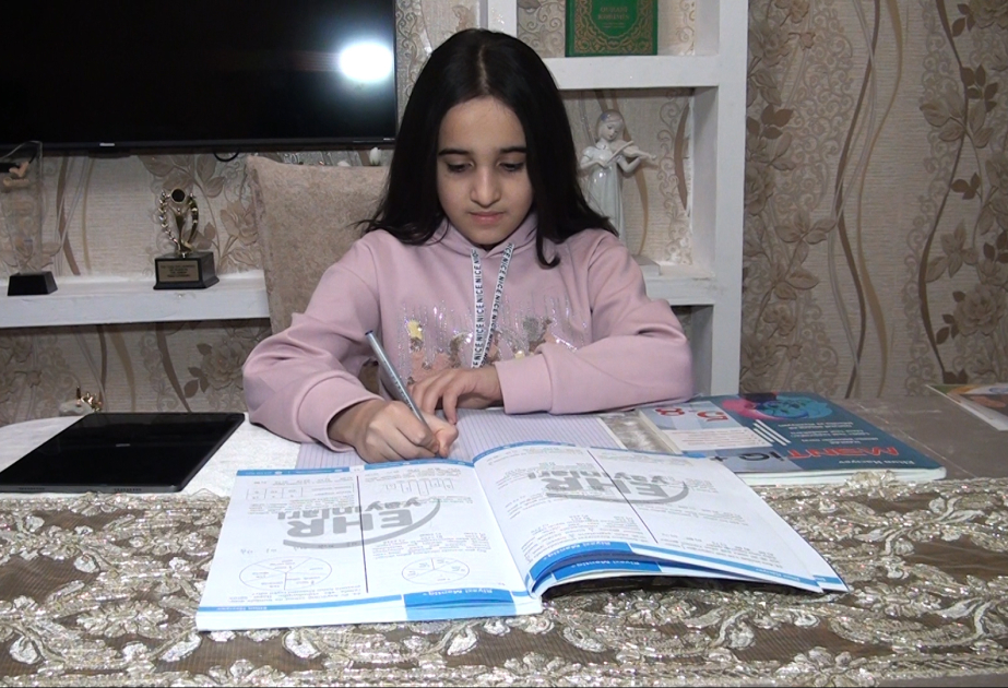 11 yaşlı Aylin Boston və Sinqapurda keçiriləcək olimpiadalara hazırlaşır VİDEO