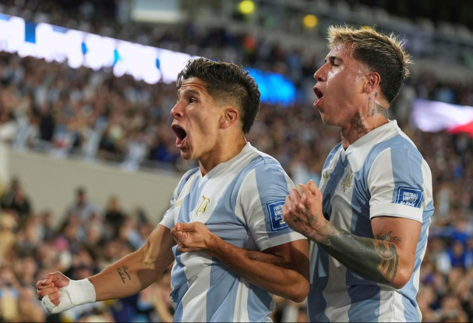 Fußball: Argentinien für WM 2026 qualifiziert - klarer Sieg gegen Brasilien