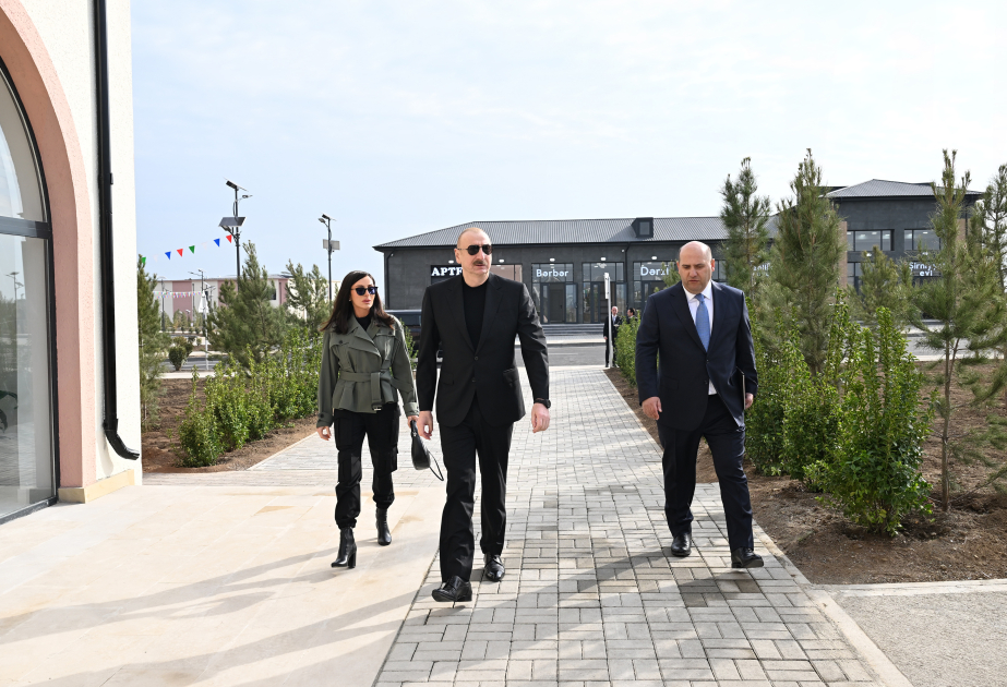 El Presidente de Azerbaiyán y la Primera Dama asistieron a la inauguración de la primera fase de la construcción de la aldea de Sarijali en el distrito de Aghdam