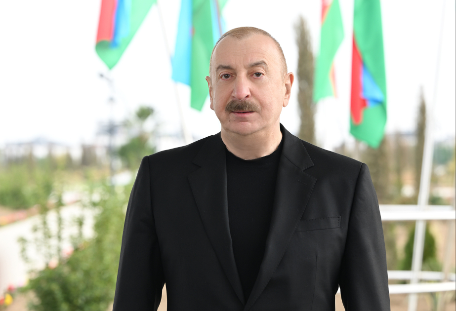 Le président azerbaïdjanais: Nous reconstruisons Aghdam et continuerons ainsi
