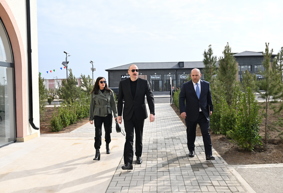 Präsident Ilham Aliyev und First Lady Mehriban Aliyeva weihen erste Phase des Dorfes Sarijali in Aghdam ein VIDEO
