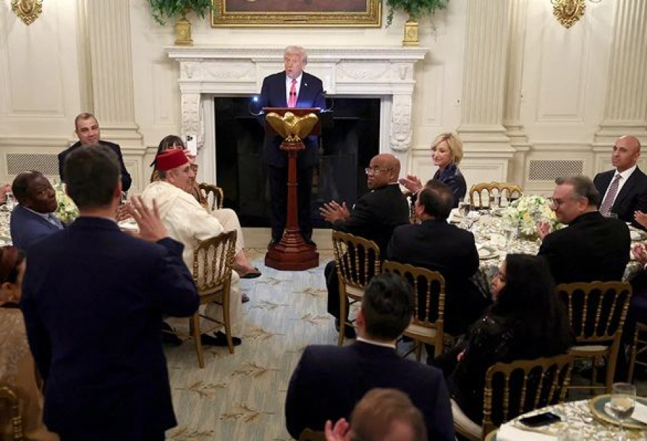 Donald Trump accueille la communauté musulmane à un Iftar de Ramadan