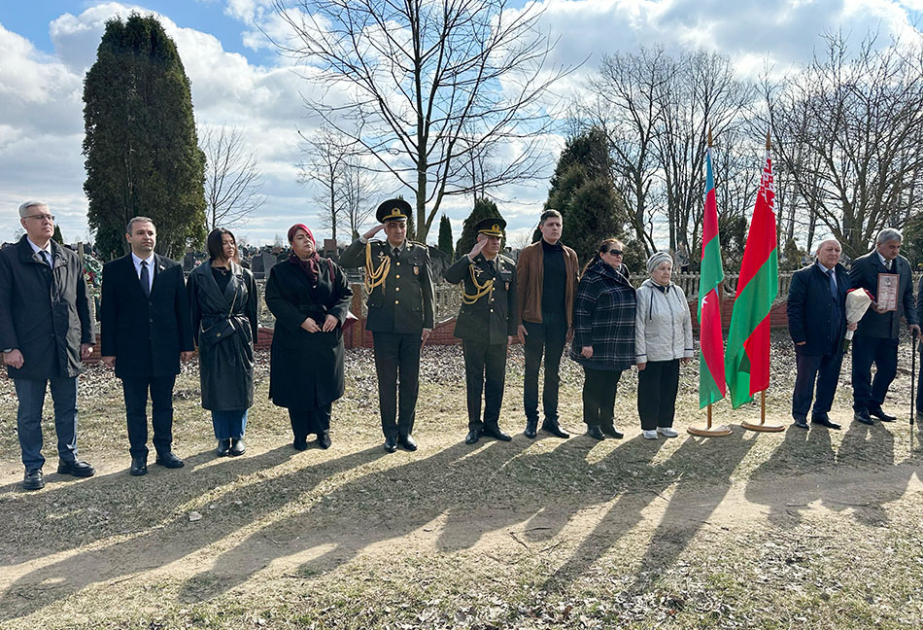 Belarusda Milli Qəhrəman Anatoliy Davidoviçin xatirəsi anılıb
