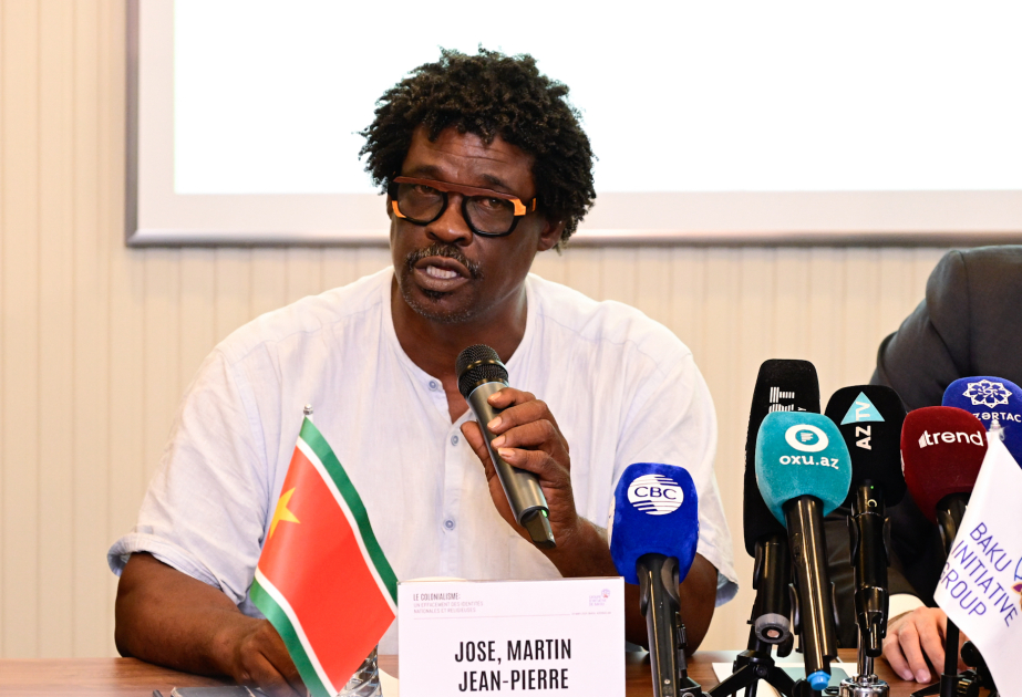 Presidente del Movimiento Global por las Reparaciones: "Las palabras del gobierno francés en el momento de las catástrofes naturales son promesas vacías"