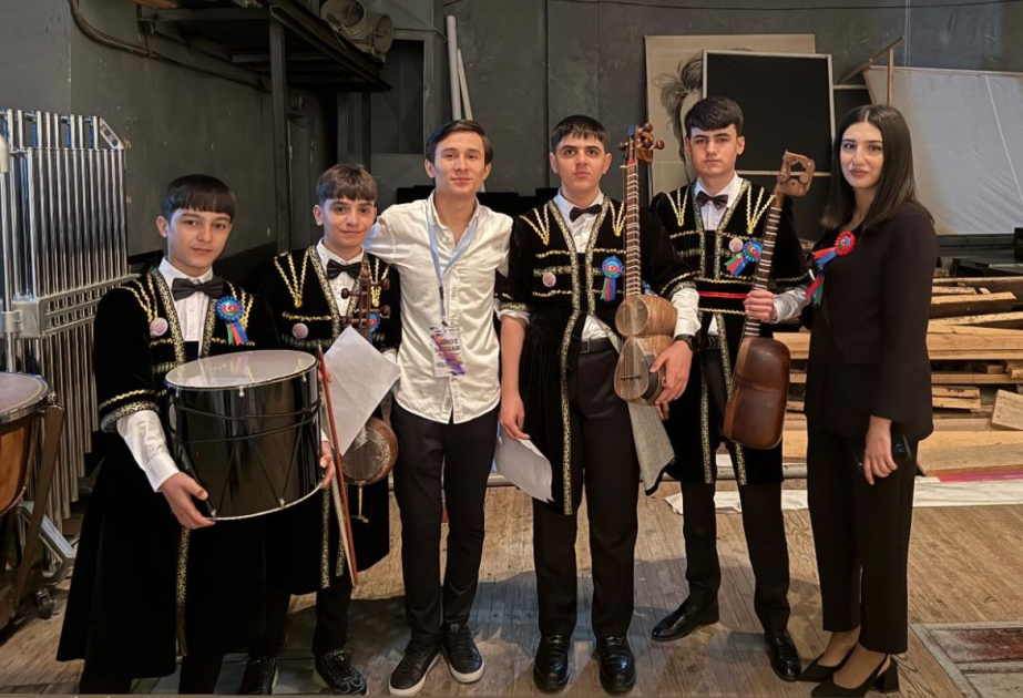 Azərbaycan Özbəkistanda keçirilən “Novruz sədaları” festivalında ilk dəfə təmsil olunub