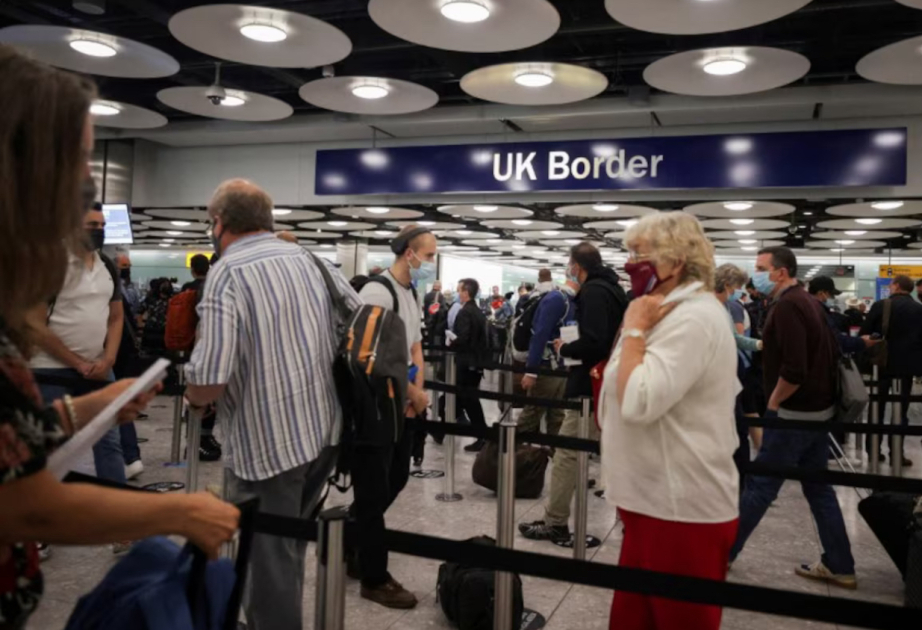 Britaniya Avropa vətəndaşlarına yeni səyahət icazəsi tətbiq edir