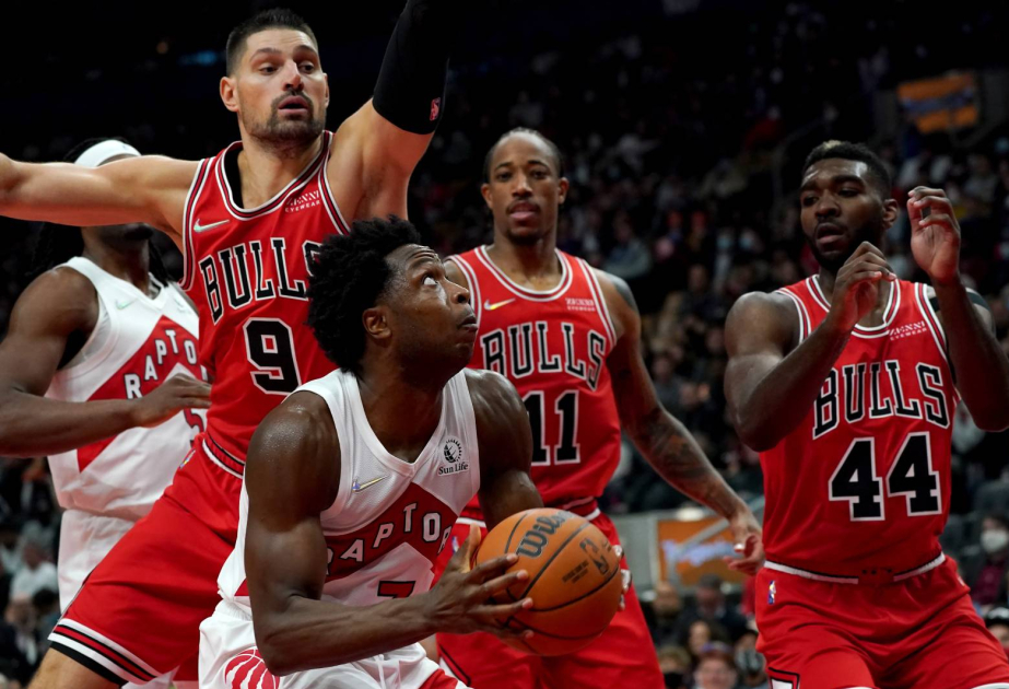 Coby White scores 28 and Bulls secure a spot in play-in tournament with 137-118 win over Raptors