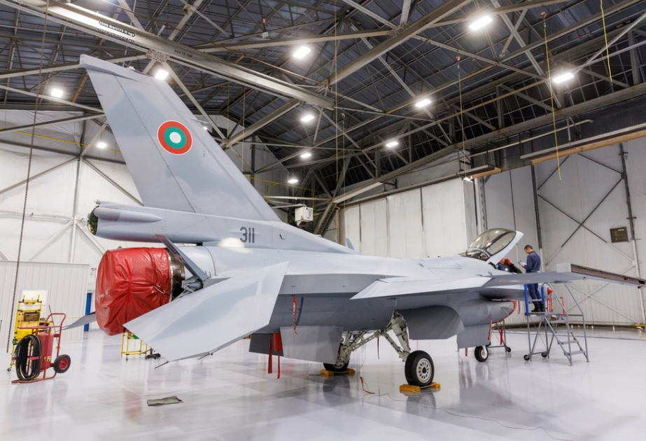 First Bulgarian F-16 Block 70 fighter jet lands at Graf Ignatievo Air Base