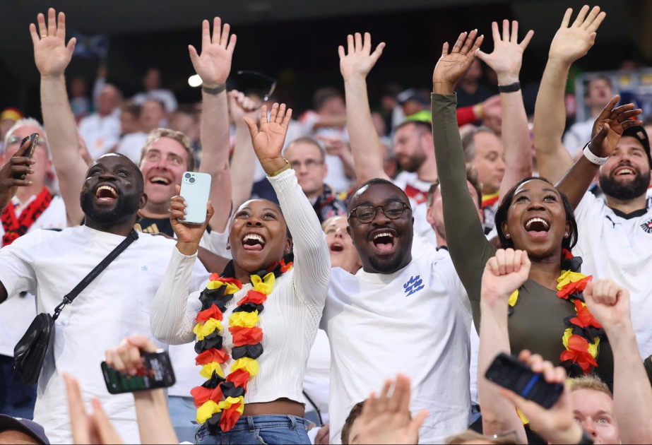 Fußball: Rekord-Einnahmen bei EM in Deutschland