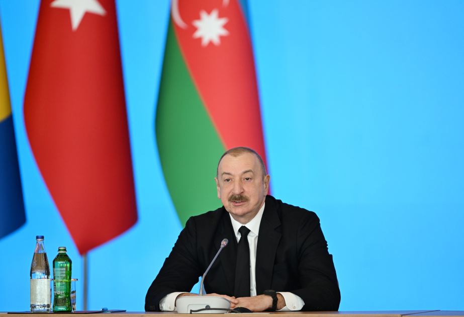 الرئيس الأذربيجاني: يجب علينا توسيع خطوط أنابيب جنوب القوقاز وتاناب وتاب