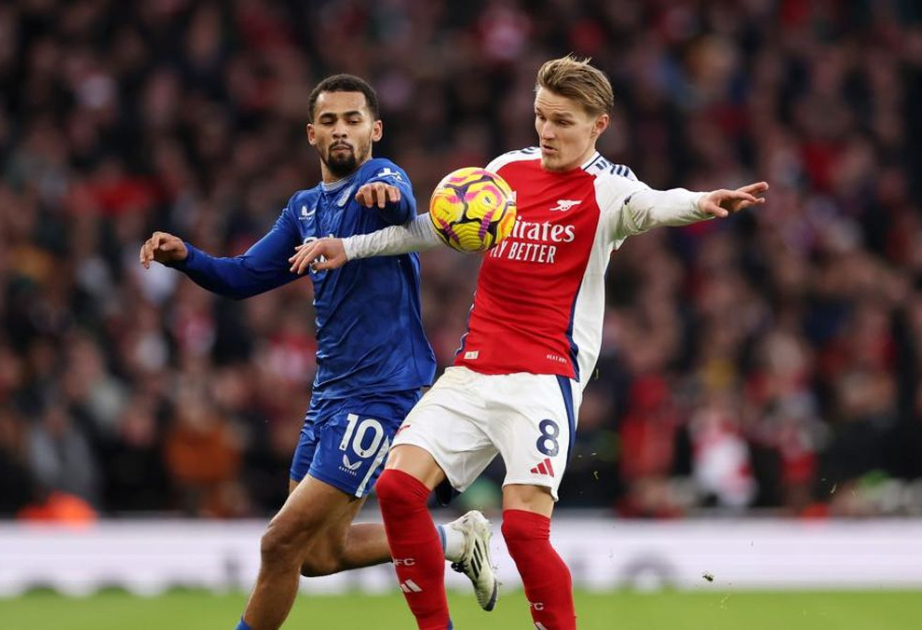 "Arsenal" "Everton"la səfər oyununda xal itirib