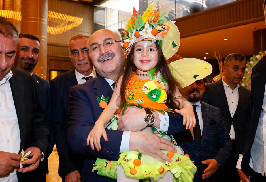 “Portağal çiçəyi” karnavalı: Adanada “Türkiyənin Mədəniyyət Yolu” festivalı başlayıb