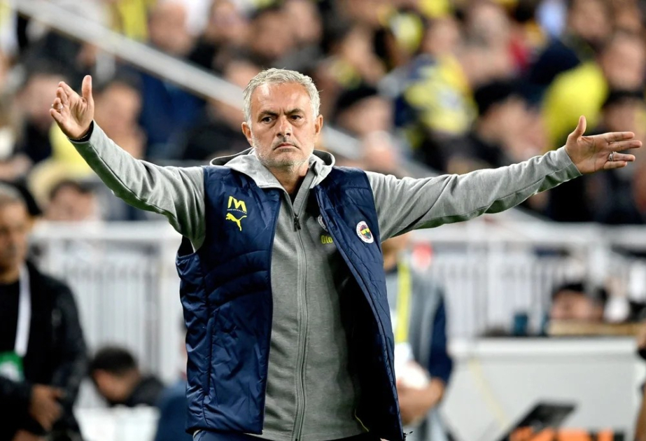 Tukish Football Federation bans Mourinho, Fenerbahçe players for 3 games after derby fiasco