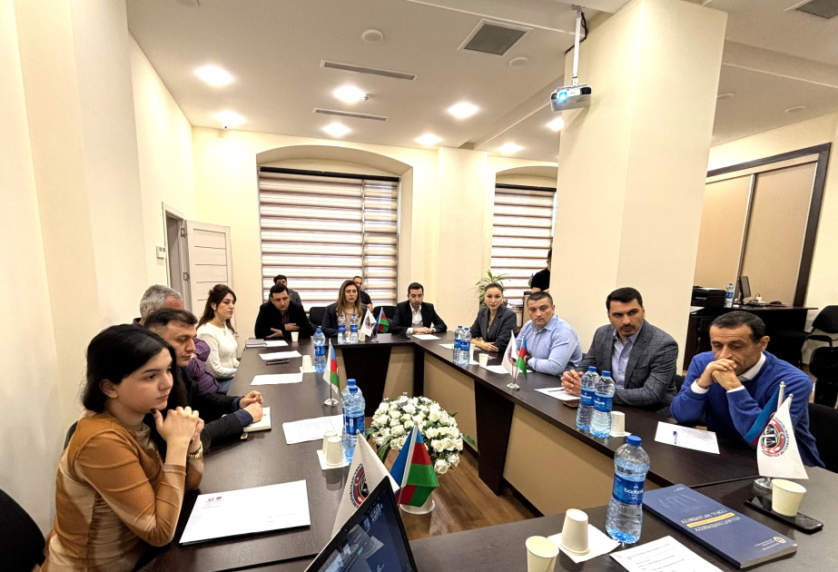 Vəkillər üçün “Cinayət işlərində müdafiə taktikasının qurulması” mövzusunda təlim keçirilib