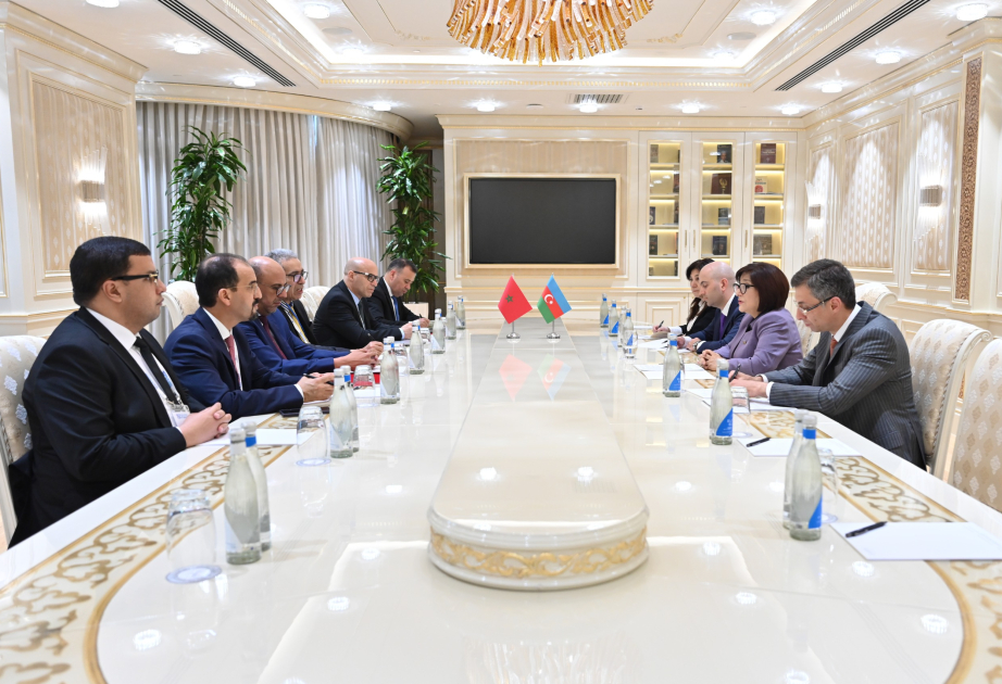 Azerbaiyán y Marruecos discuten los lazos interparlamentarios