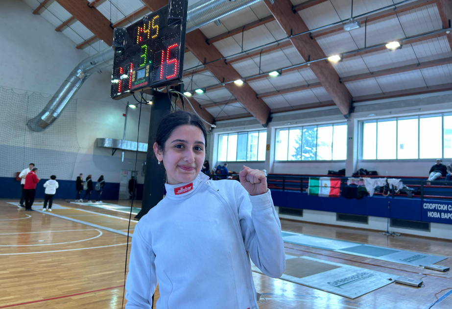 الألعاب الرياضية المدرسية: لاعبة سيف المبارزة تحصد الذهبية