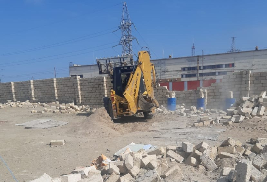 Qanunsuz tikilən hasar Fövqəladə Hallar Nazirliyi tərəfindən sökülüb