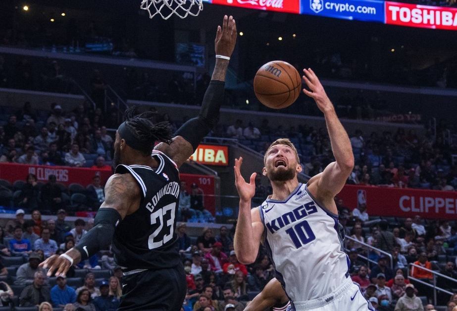 NBA: “Sakramento”dan səfər, “Mayami Hit”dən ev qələbəsi