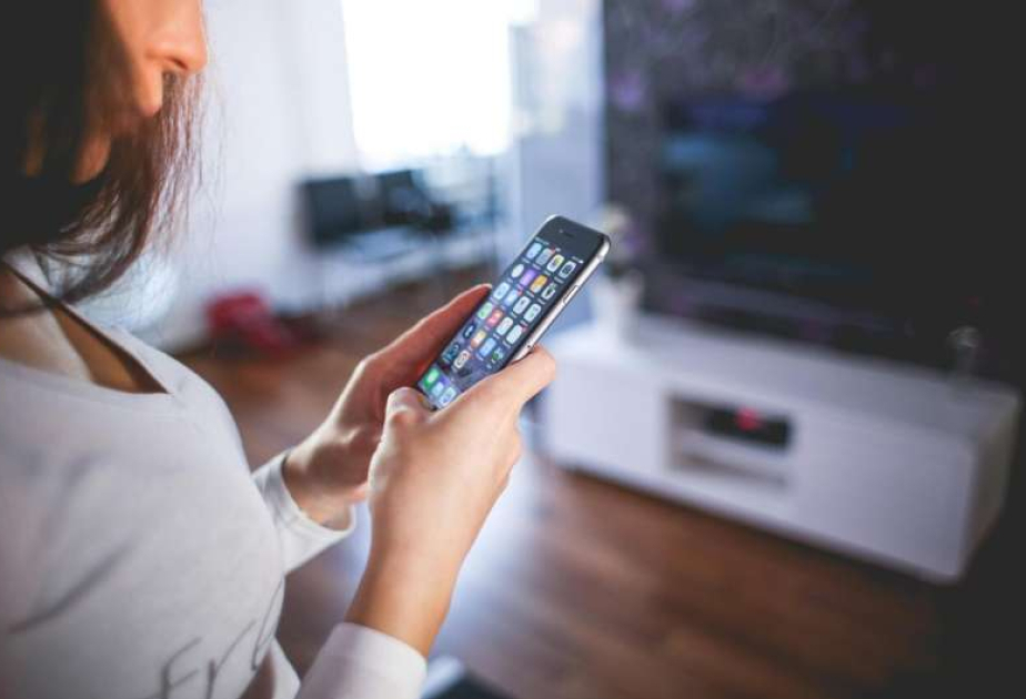 Young females face higher social anxiety from smartphone use, study finds