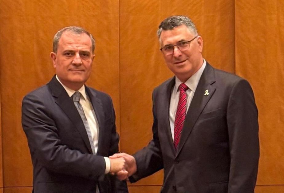 Les chefs de la diplomatie azerbaïdjanaise et israélienne discutent de la situation régionale