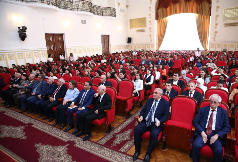 ADPU-da magistrantların VIII Respublika elmi konfransına başlanılıb